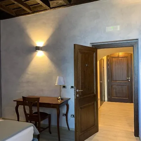 La Piazzetta Gasthof Anagni