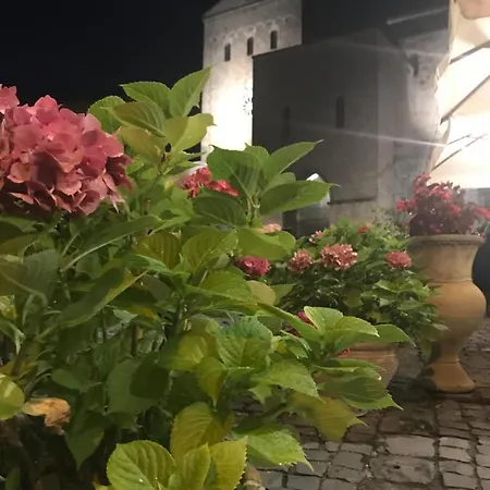 La Piazzetta 4*
