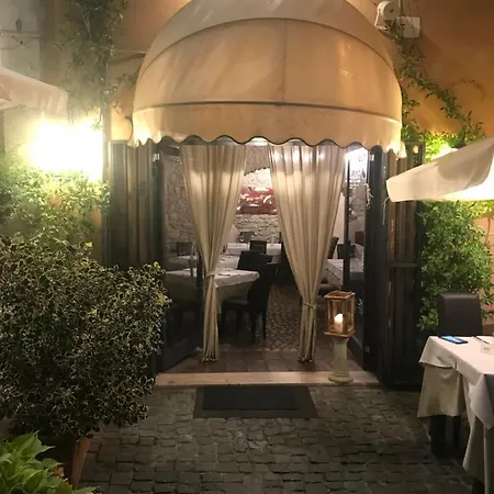 La Piazzetta Gasthof Anagni