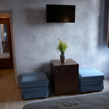La Piazzetta Gasthof 2*