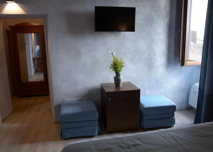 La Piazzetta Gæstehus 4*